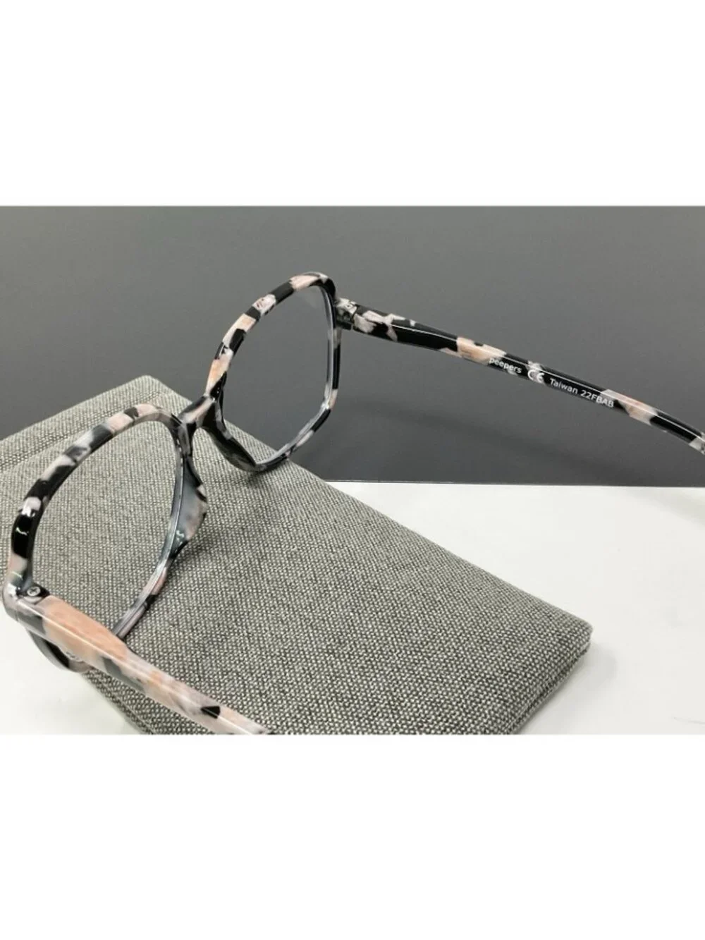 Peepers Sawyer Focus 3001 Reading Glasses Pink  Tortoiseshell Square Big +0.00